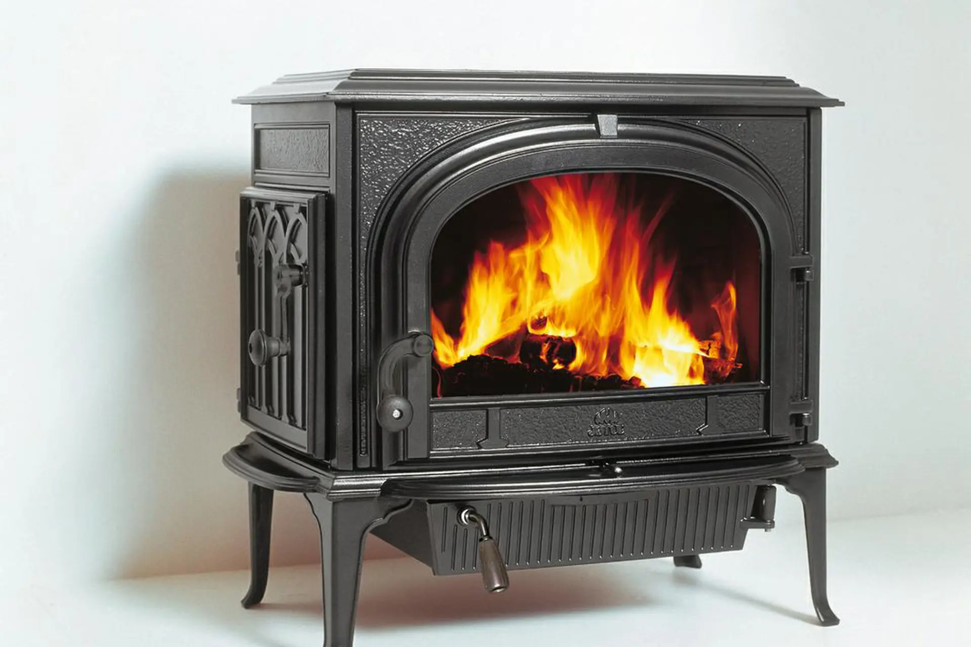 houtkachel_jotul_f500cb-20082020144435.jpg